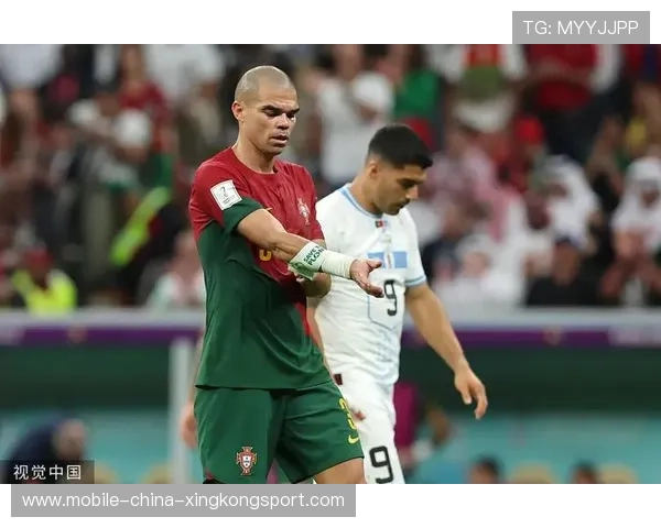 佩佩任意球远射惊艳看台